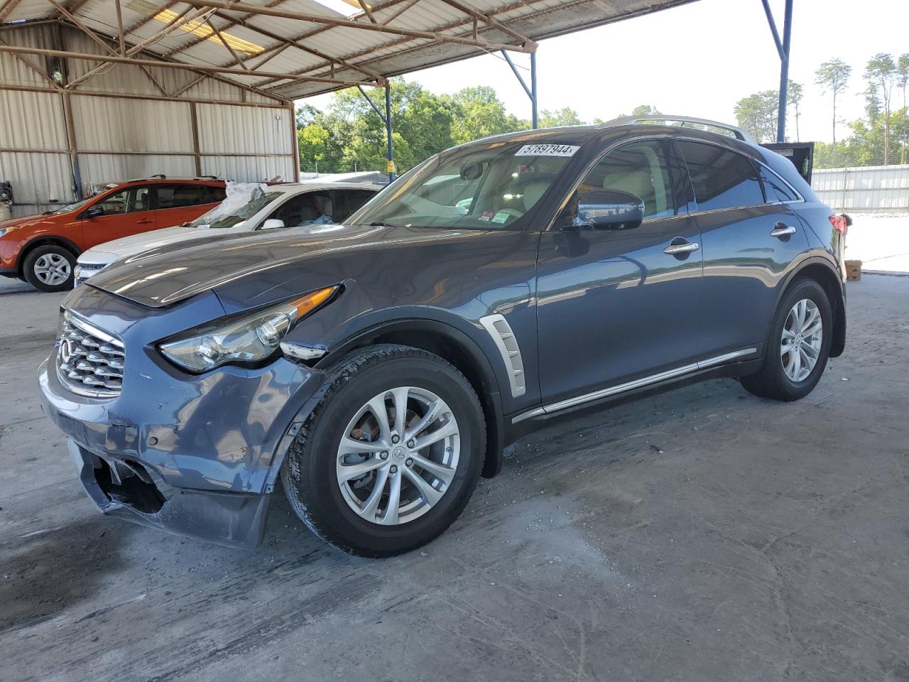INFINITI FX35 2010