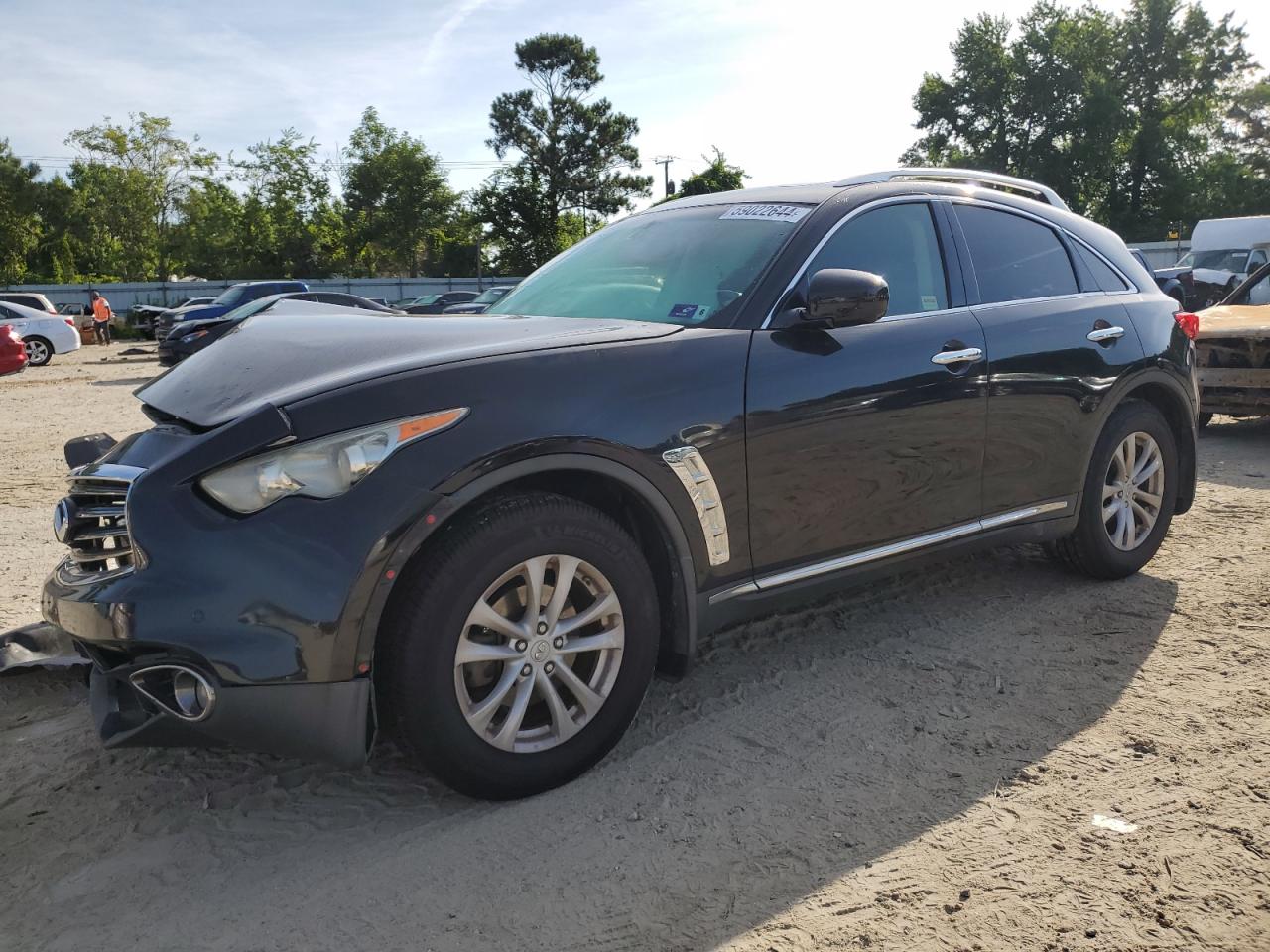 INFINITI FX35 2012