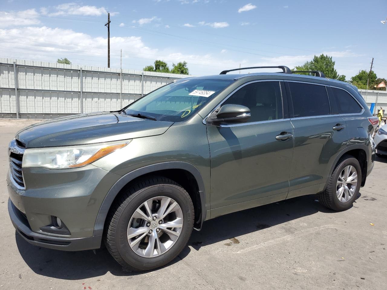 TOYOTA HIGHLANDER 2015