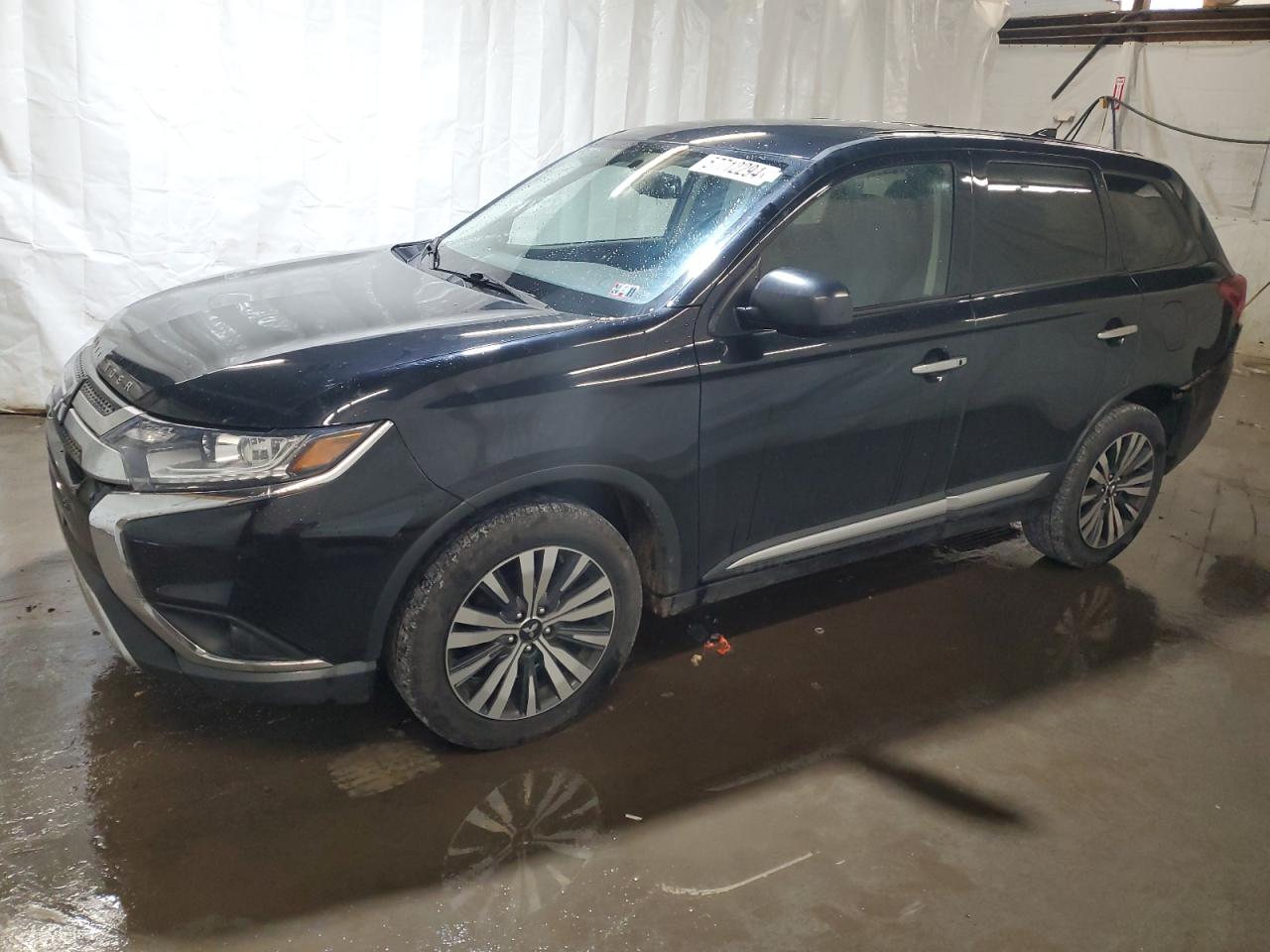 MITSUBISHI OUTLANDER 2019