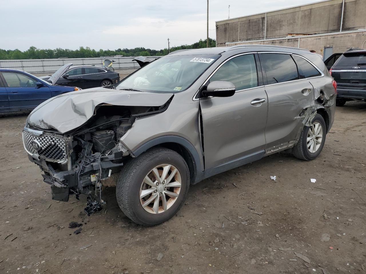 KIA SORENTO LX 2016
