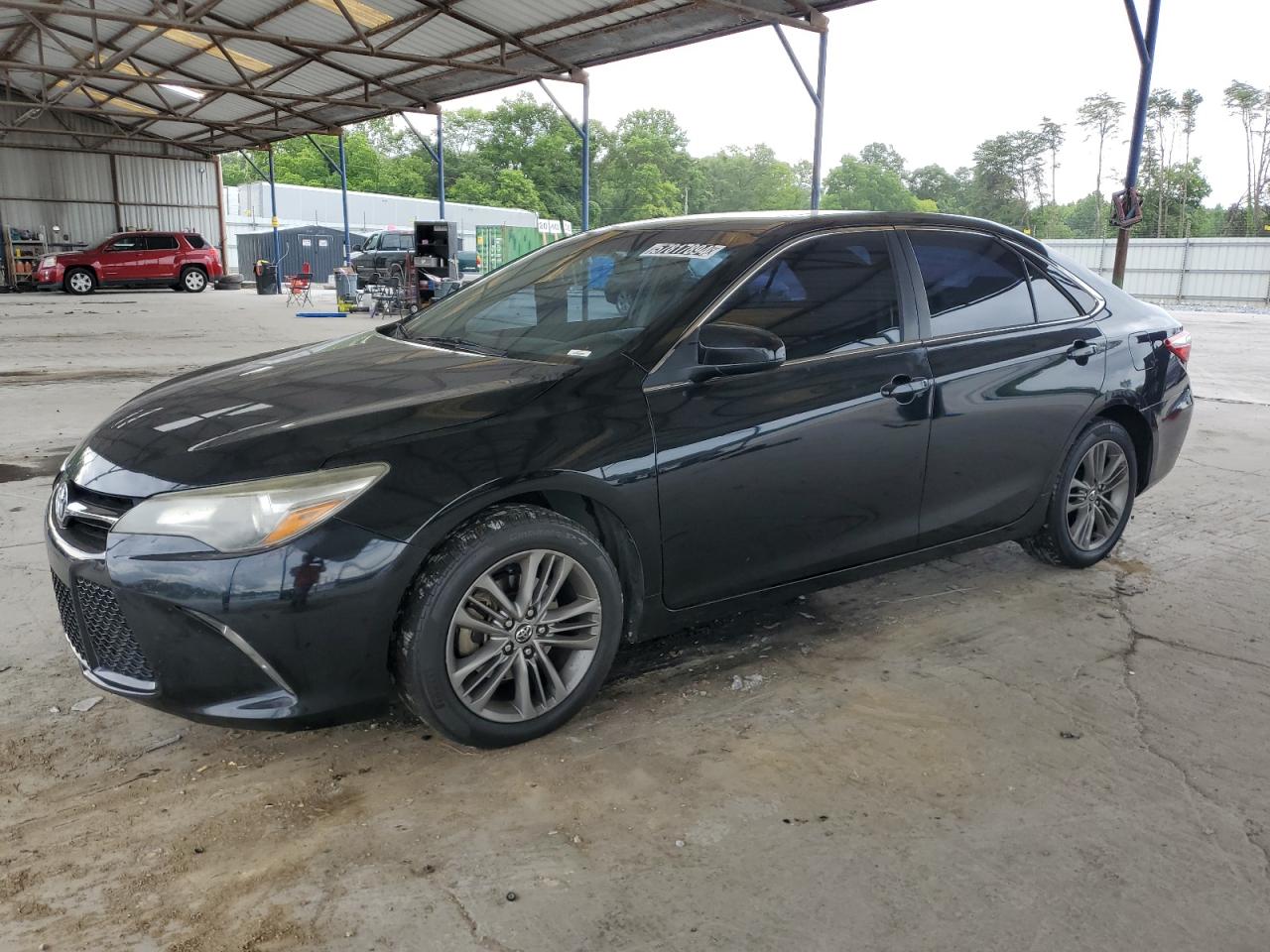TOYOTA CAMRY 2015
