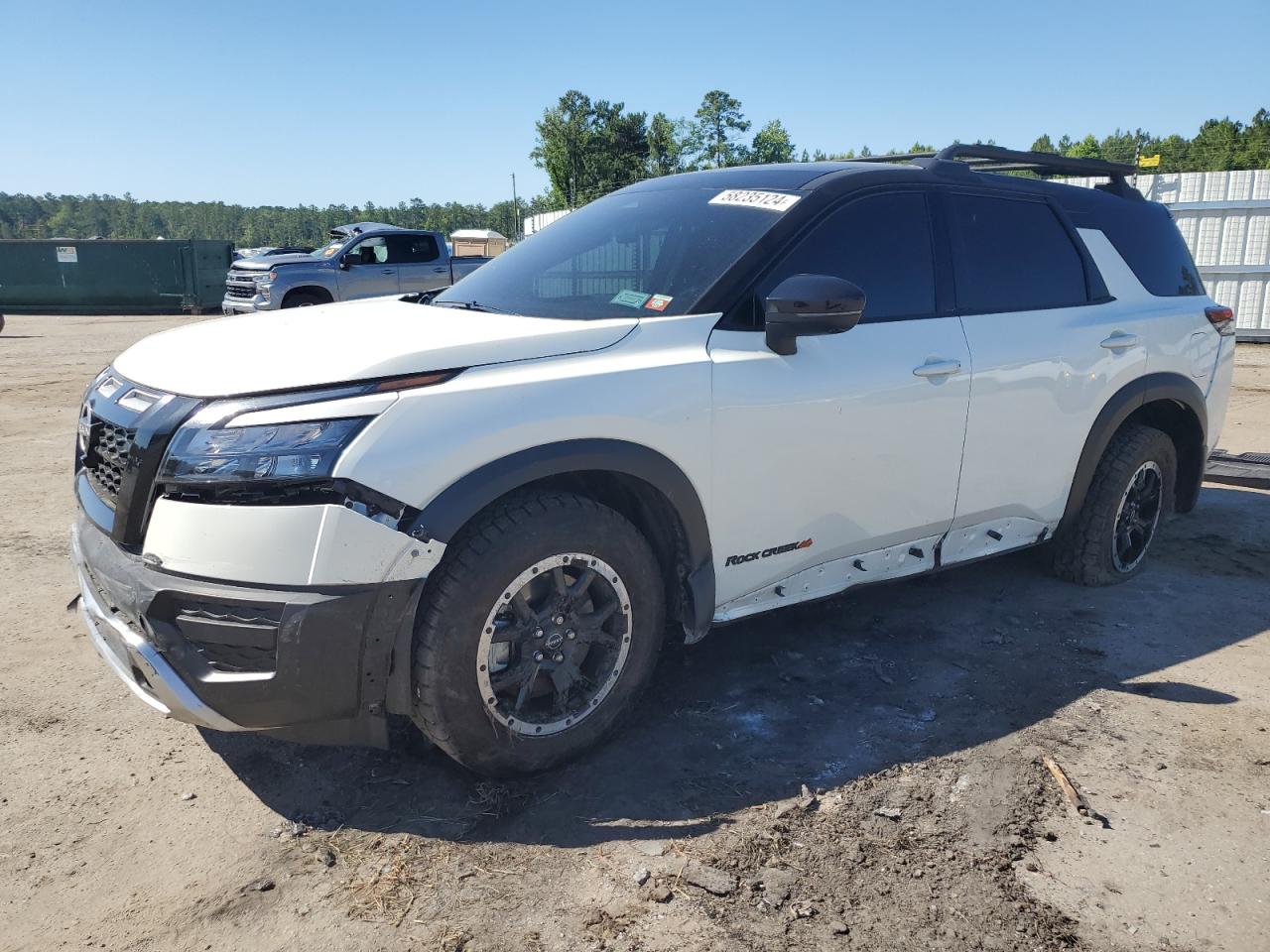 NISSAN PATHFINDER 2023