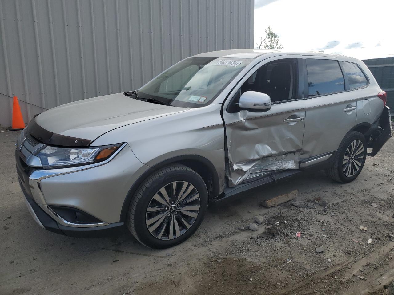 MITSUBISHI OUTLANDER 2019