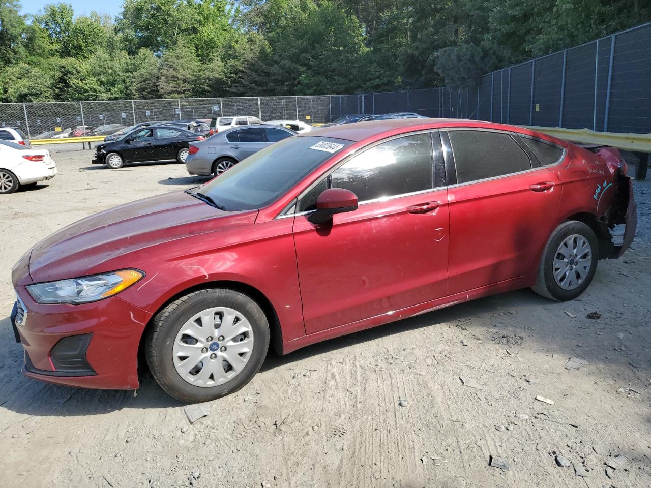 FORD FUSION S 2019
