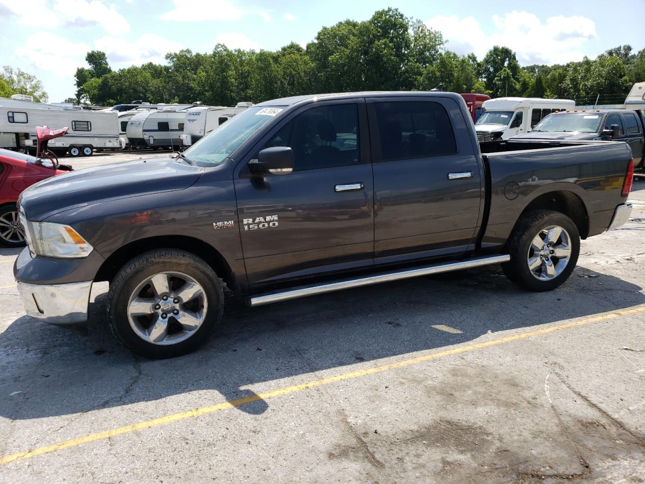 RAM 1500 SLT 2015