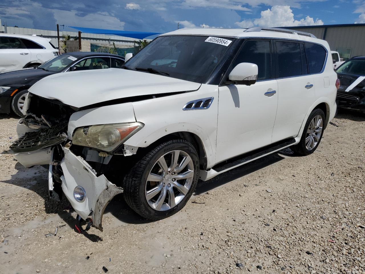 INFINITI QX56 2011