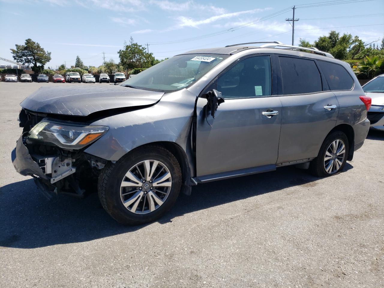 NISSAN PATHFINDER 2018