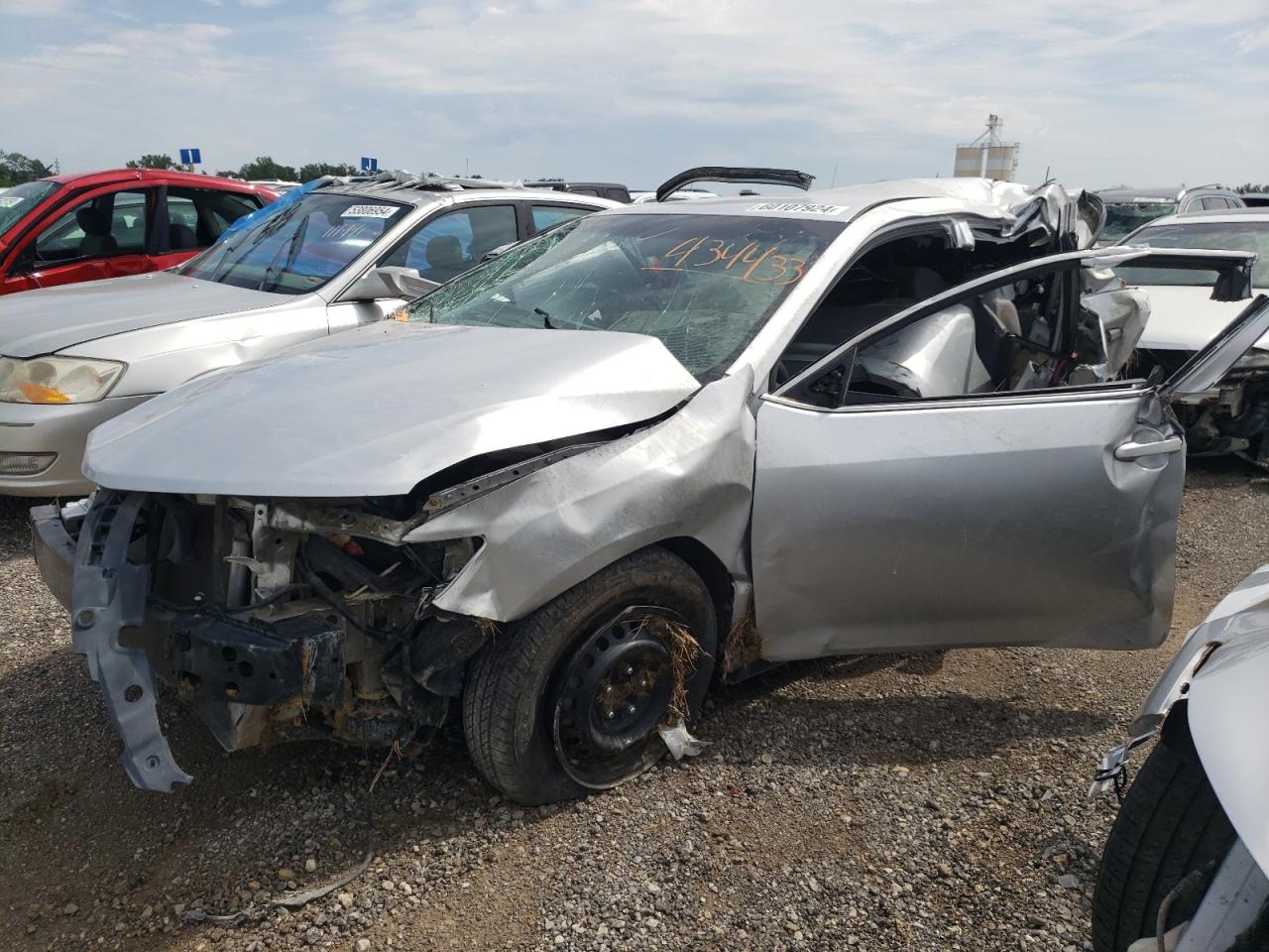 TOYOTA CAMRY L 2014
