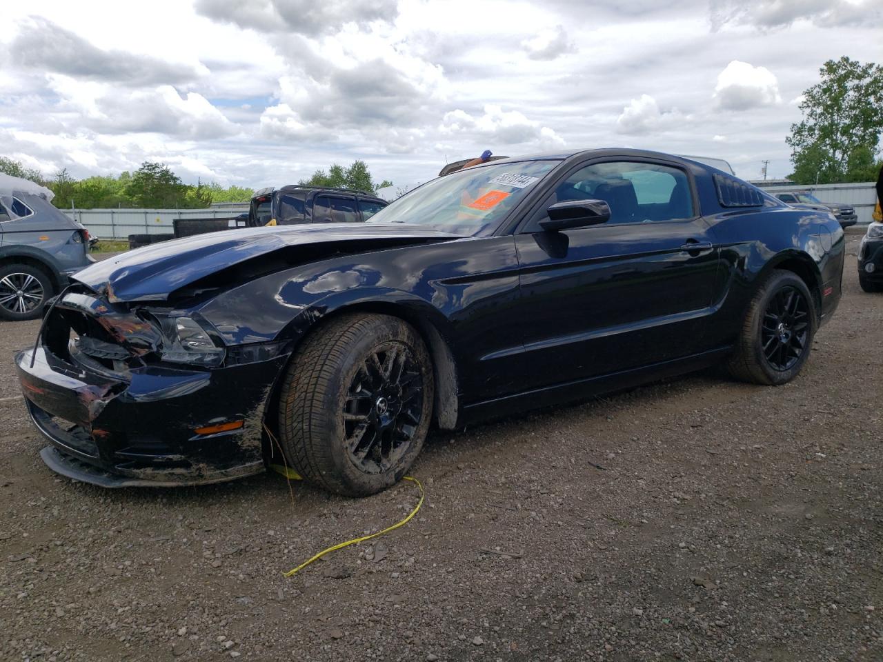 FORD MUSTANG 2014