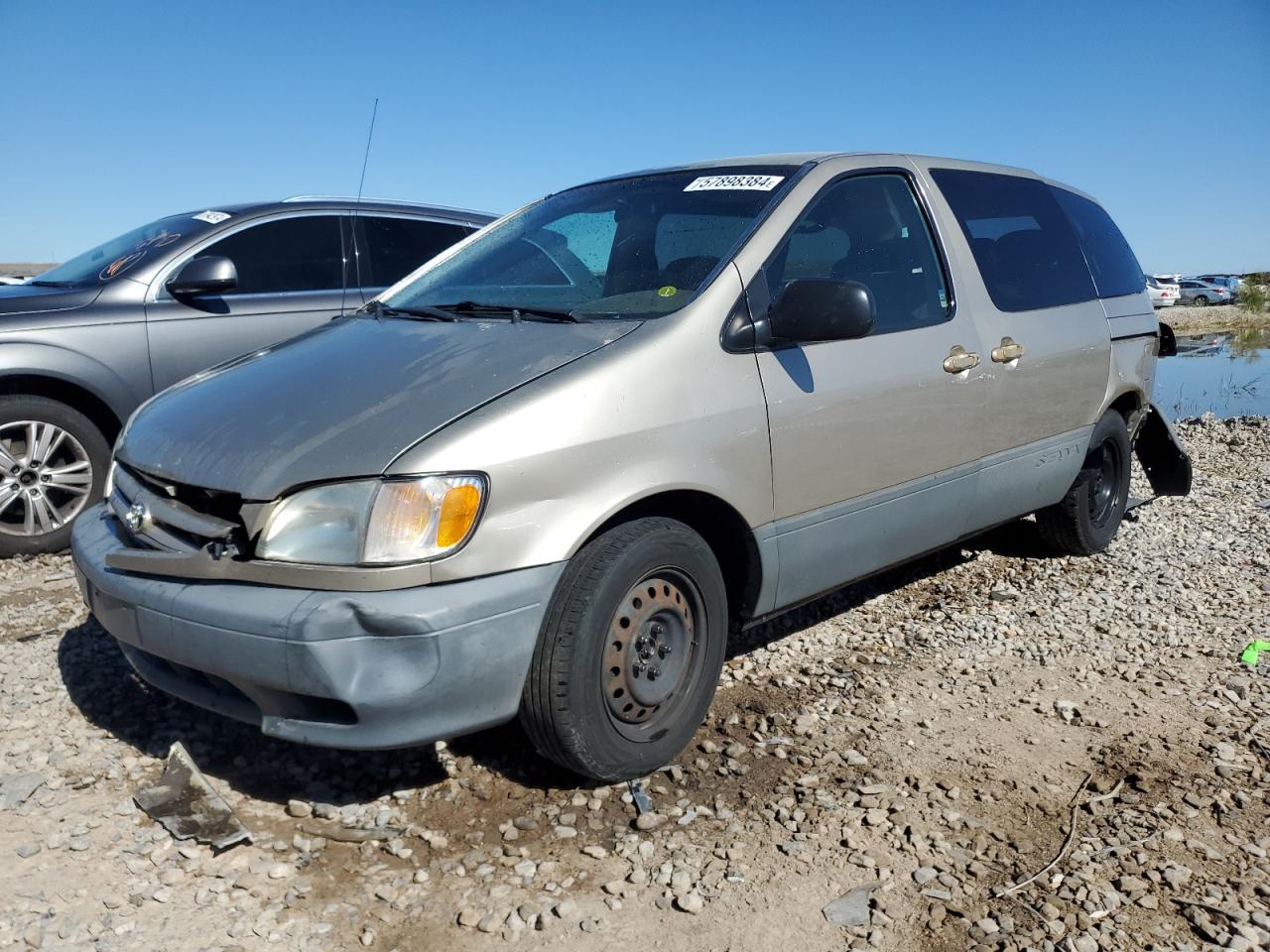 TOYOTA SIENNA CE 2001