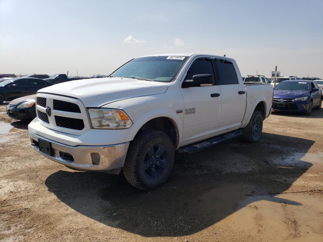 RAM 1500 SLT 2015