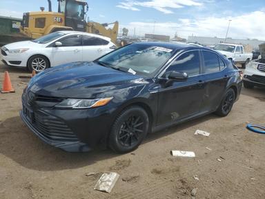 Toyota Camry Le 2019