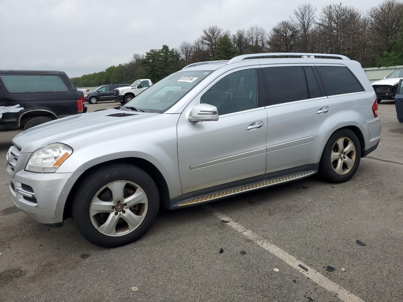 MERCEDES-BENZ GL-CLASS 2011