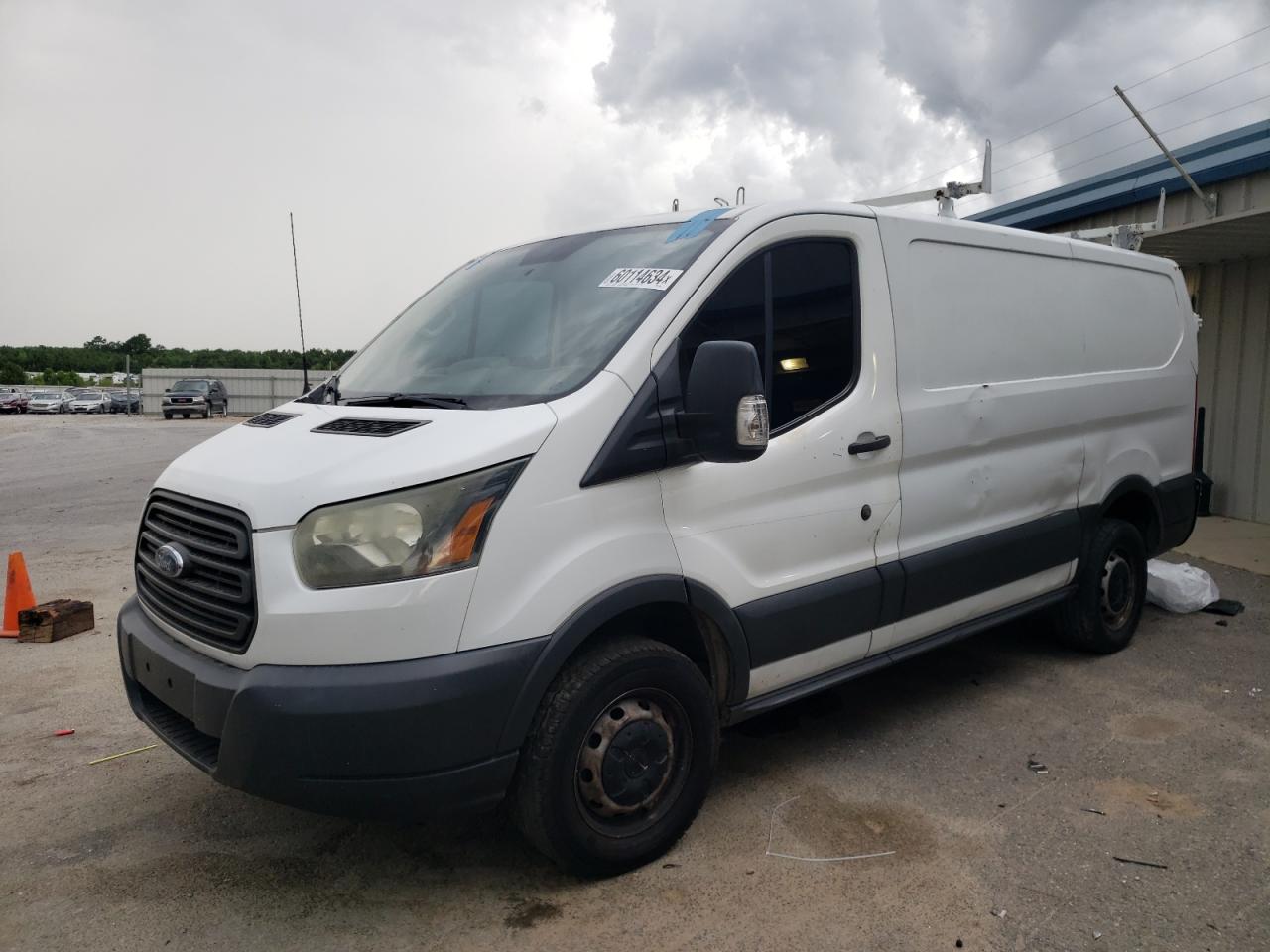 FORD TRANSIT T- 2015