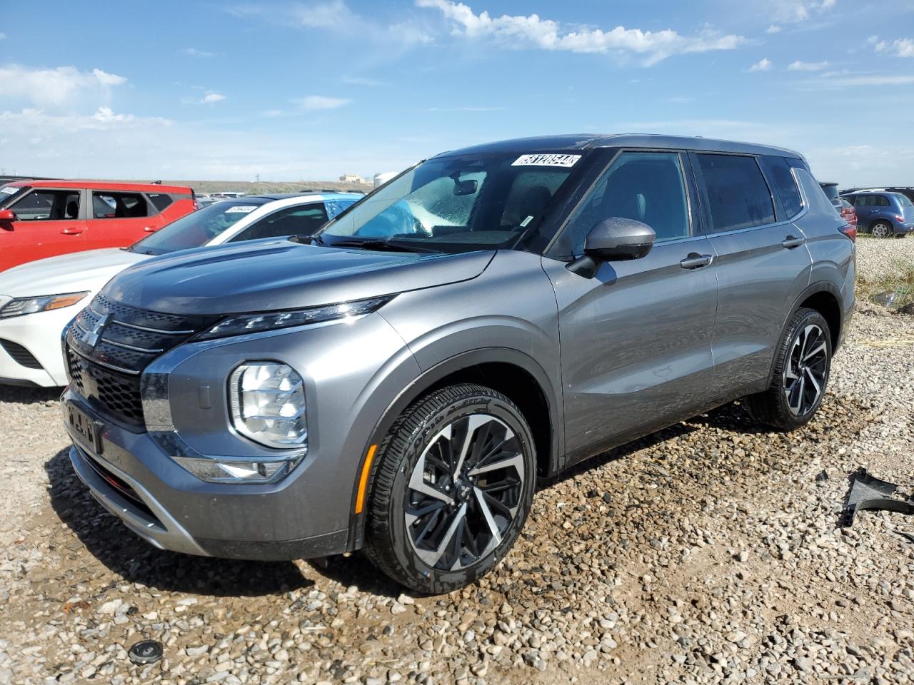 MITSUBISHI OUTLANDER 2024