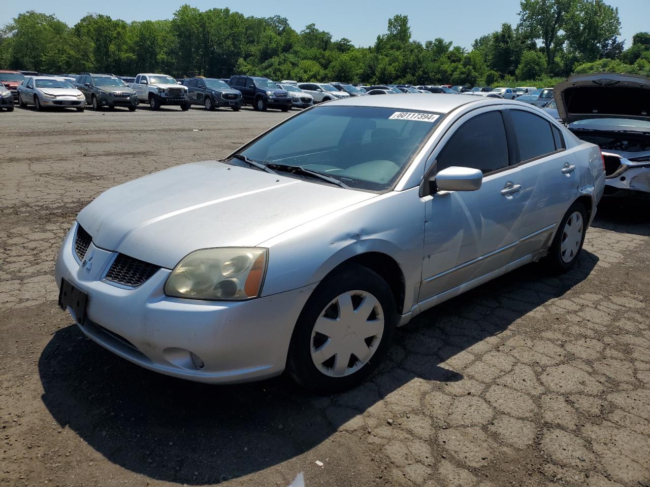 MITSUBISHI GALANT ES 2004