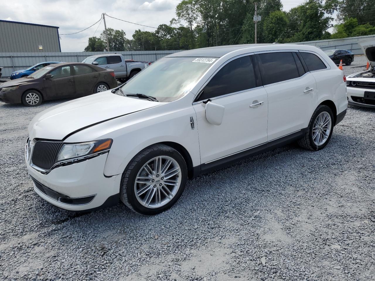 LINCOLN MKT 2014