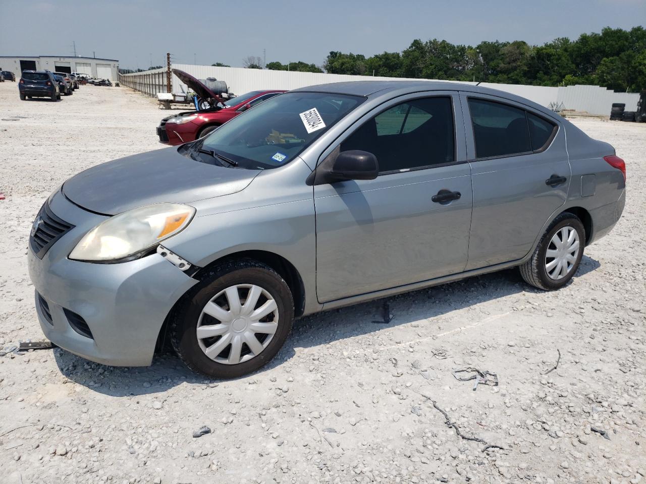 NISSAN VERSA S 2014