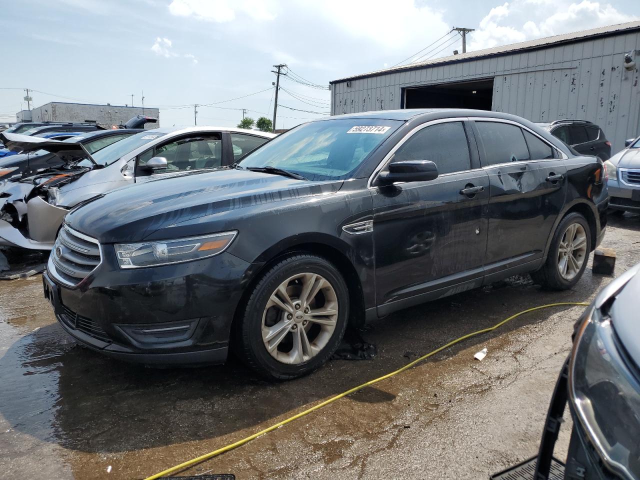 FORD TAURUS SEL 2015