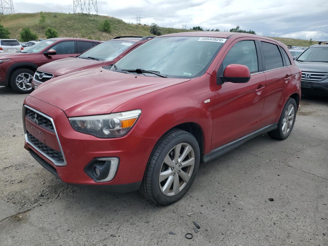 MITSUBISHI OUTLANDER 2015