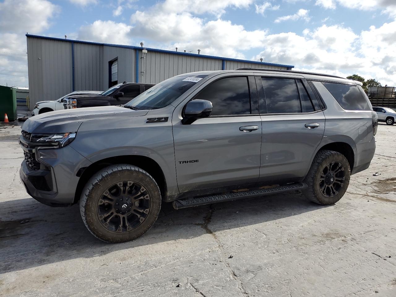 CHEVROLET TAHOE 2021