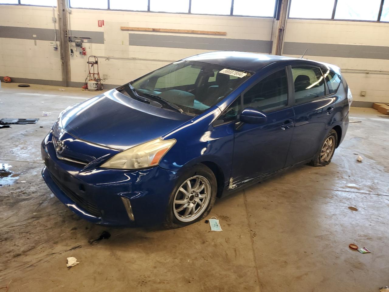 TOYOTA PRIUS V 2014
