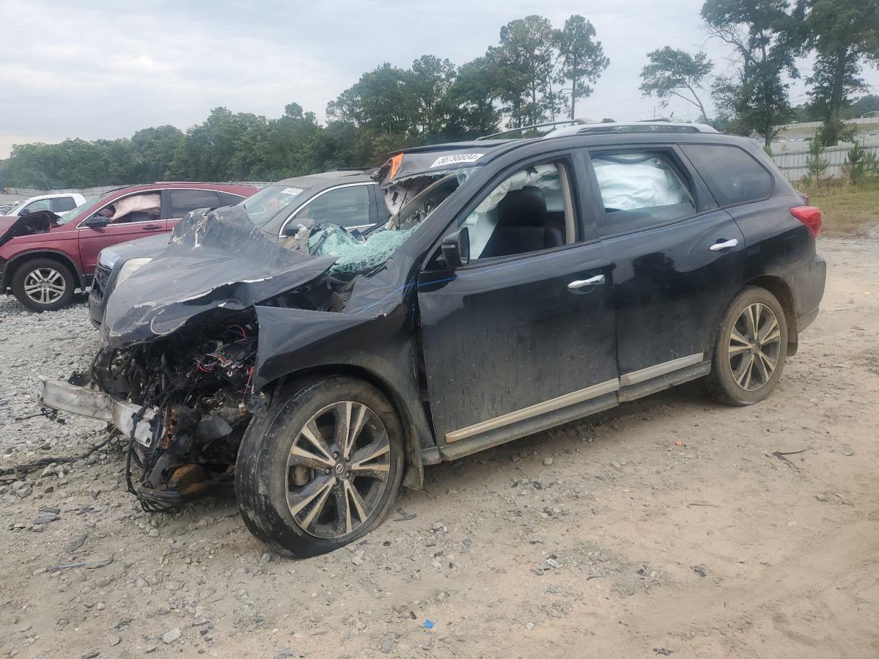 NISSAN PATHFINDER 2017