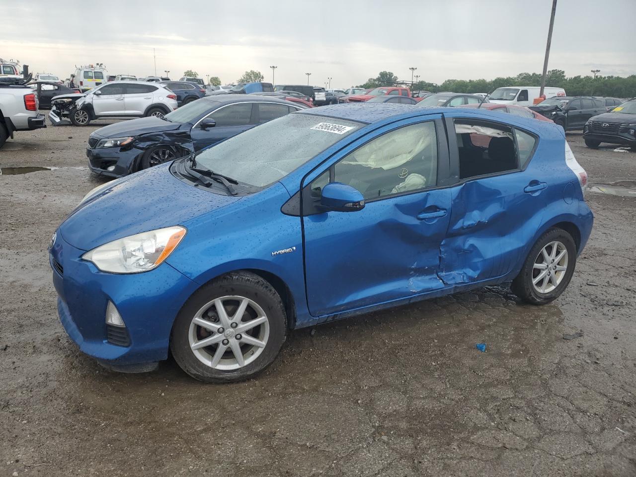TOYOTA PRIUS C 2012