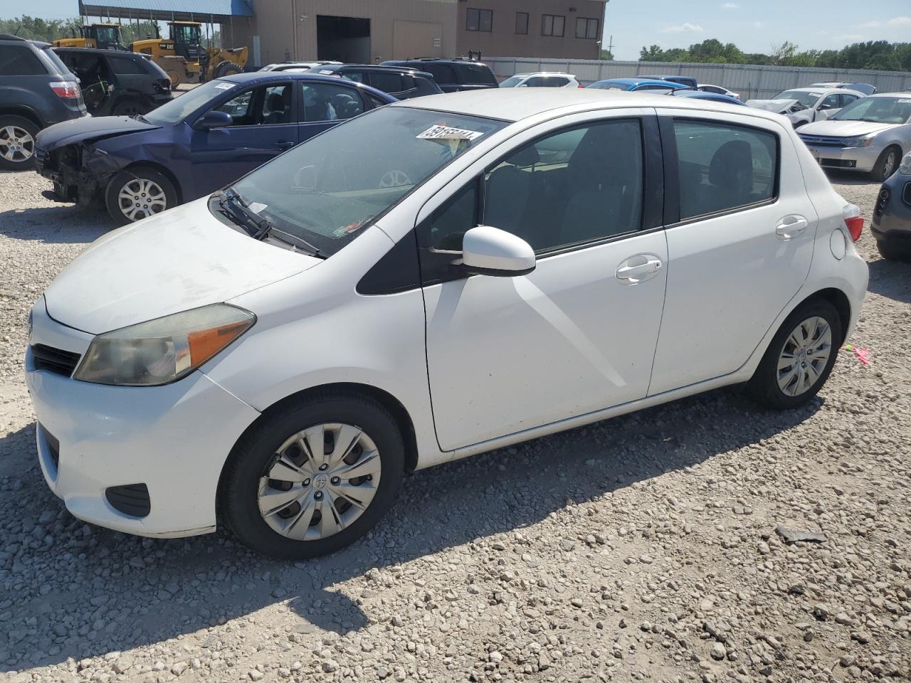 TOYOTA YARIS 2013