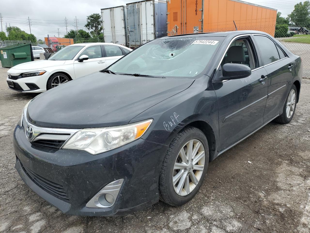 TOYOTA CAMRY SE 2013
