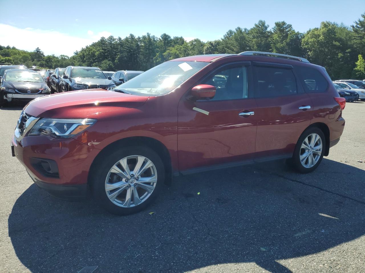 NISSAN PATHFINDER 2019