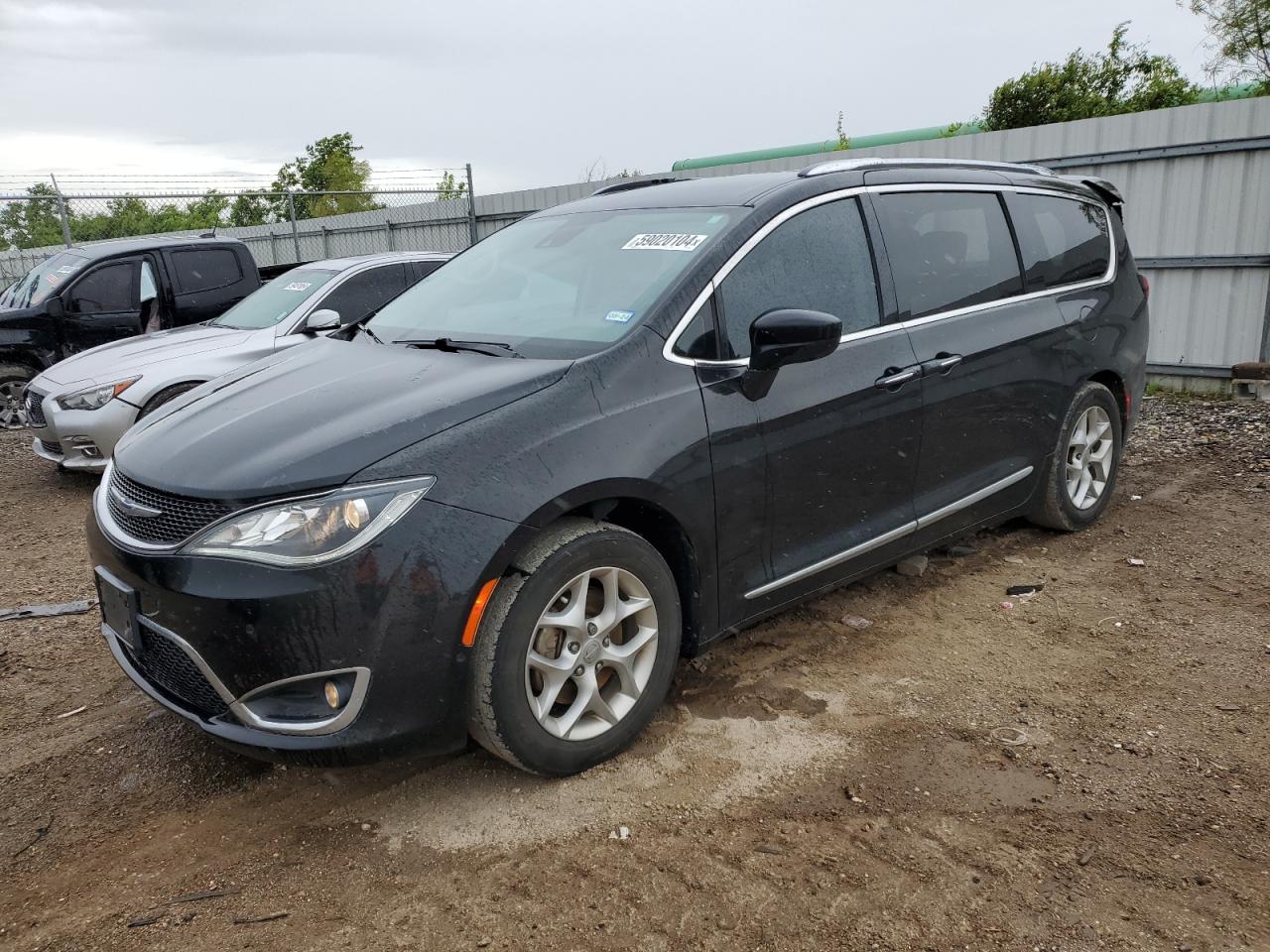 CHRYSLER 200 TOURIN 2019