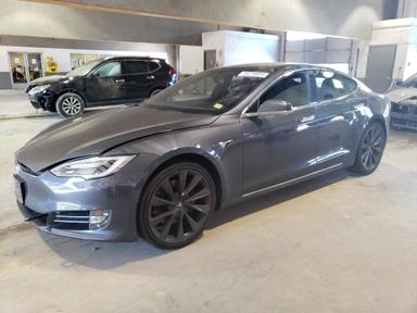 Tesla Model S 2019