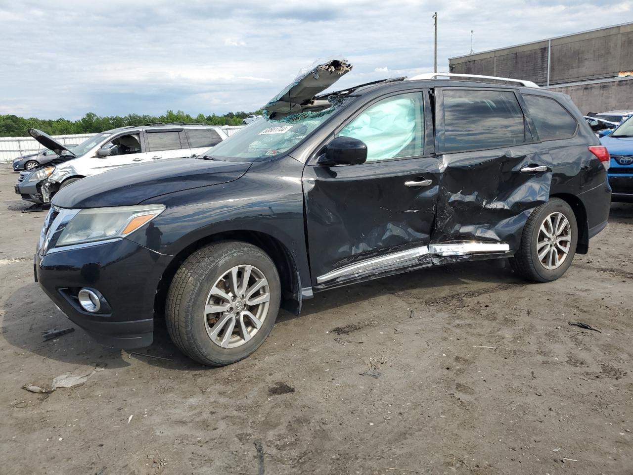 NISSAN PATHFINDER 2016
