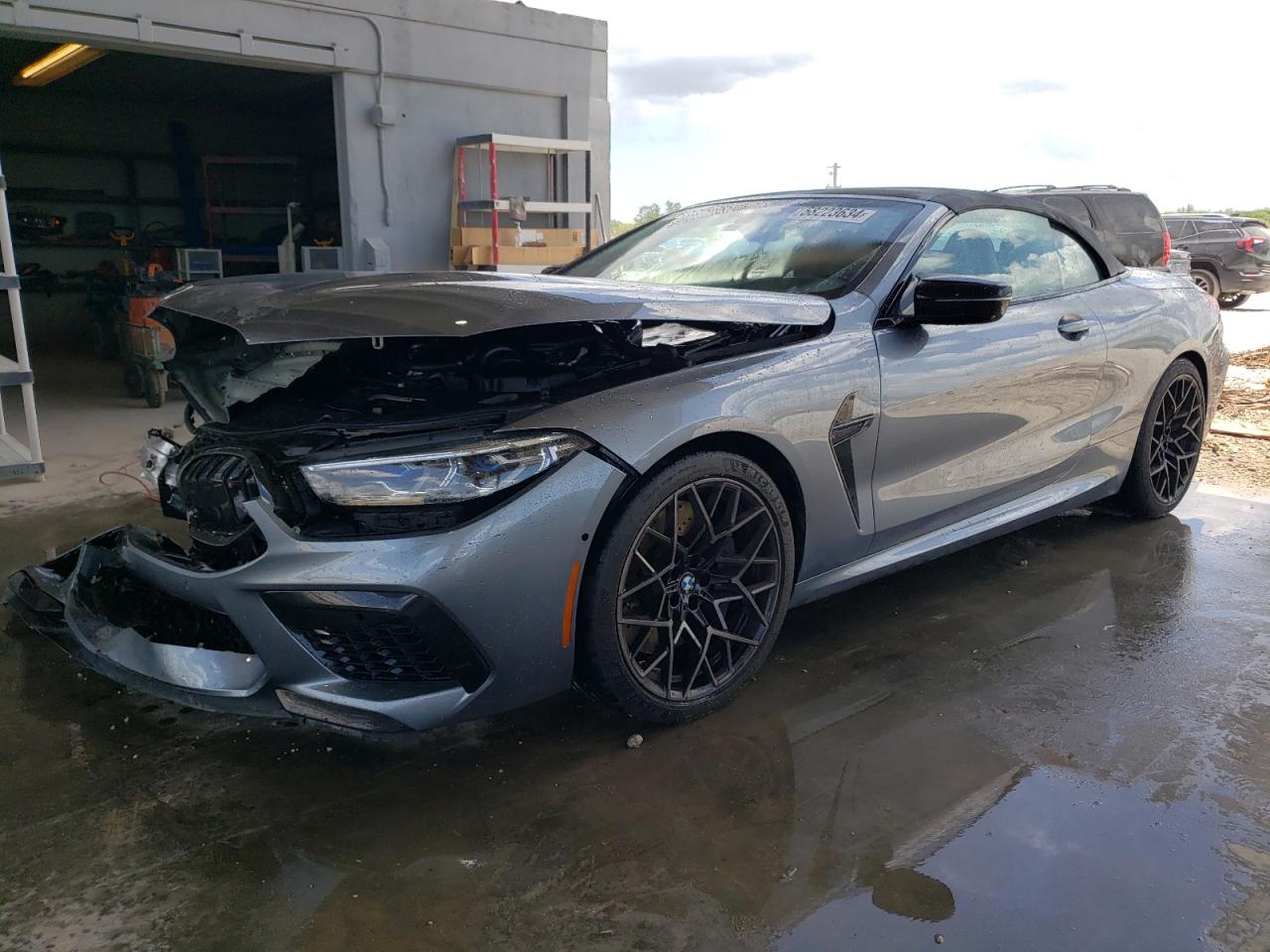 BMW M8 2022