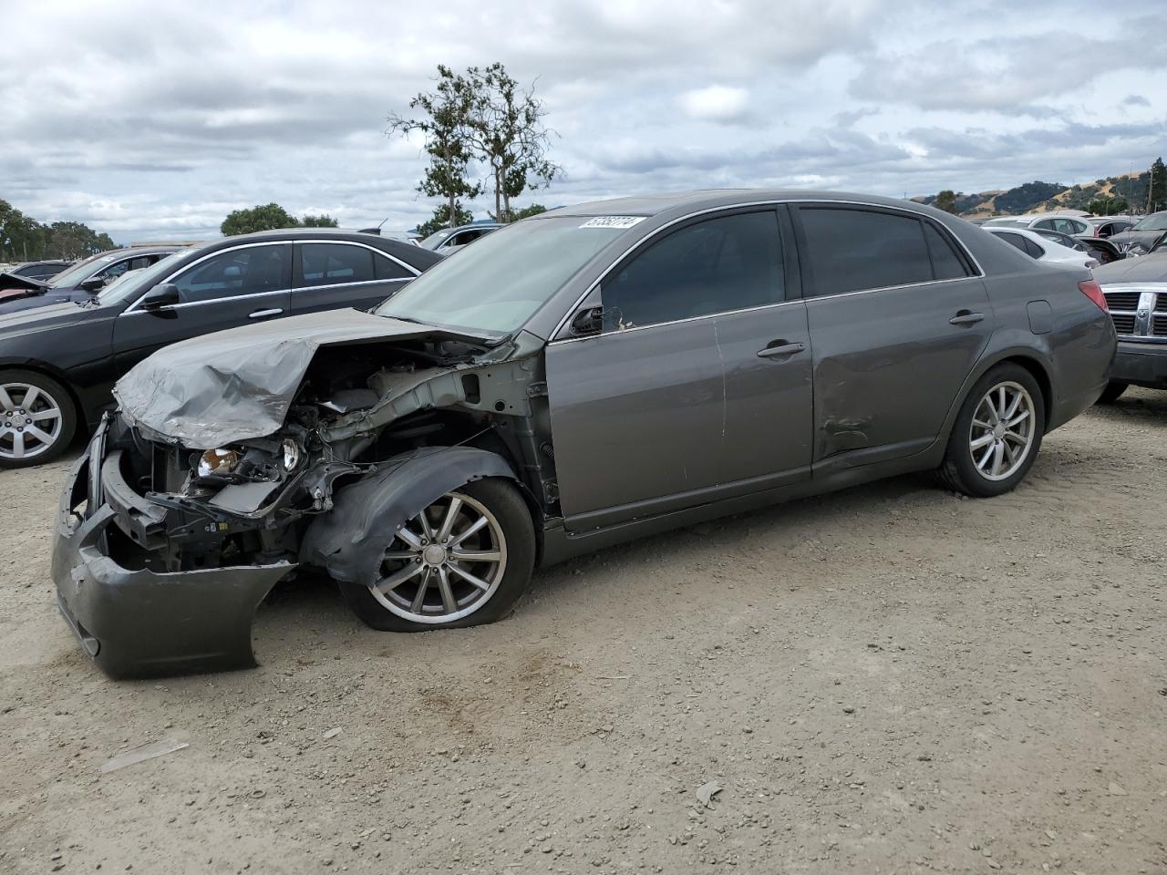 TOYOTA AVALON XL 2005