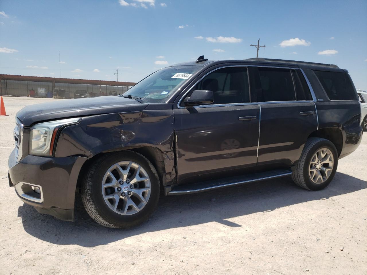 GMC YUKON SLE 2018