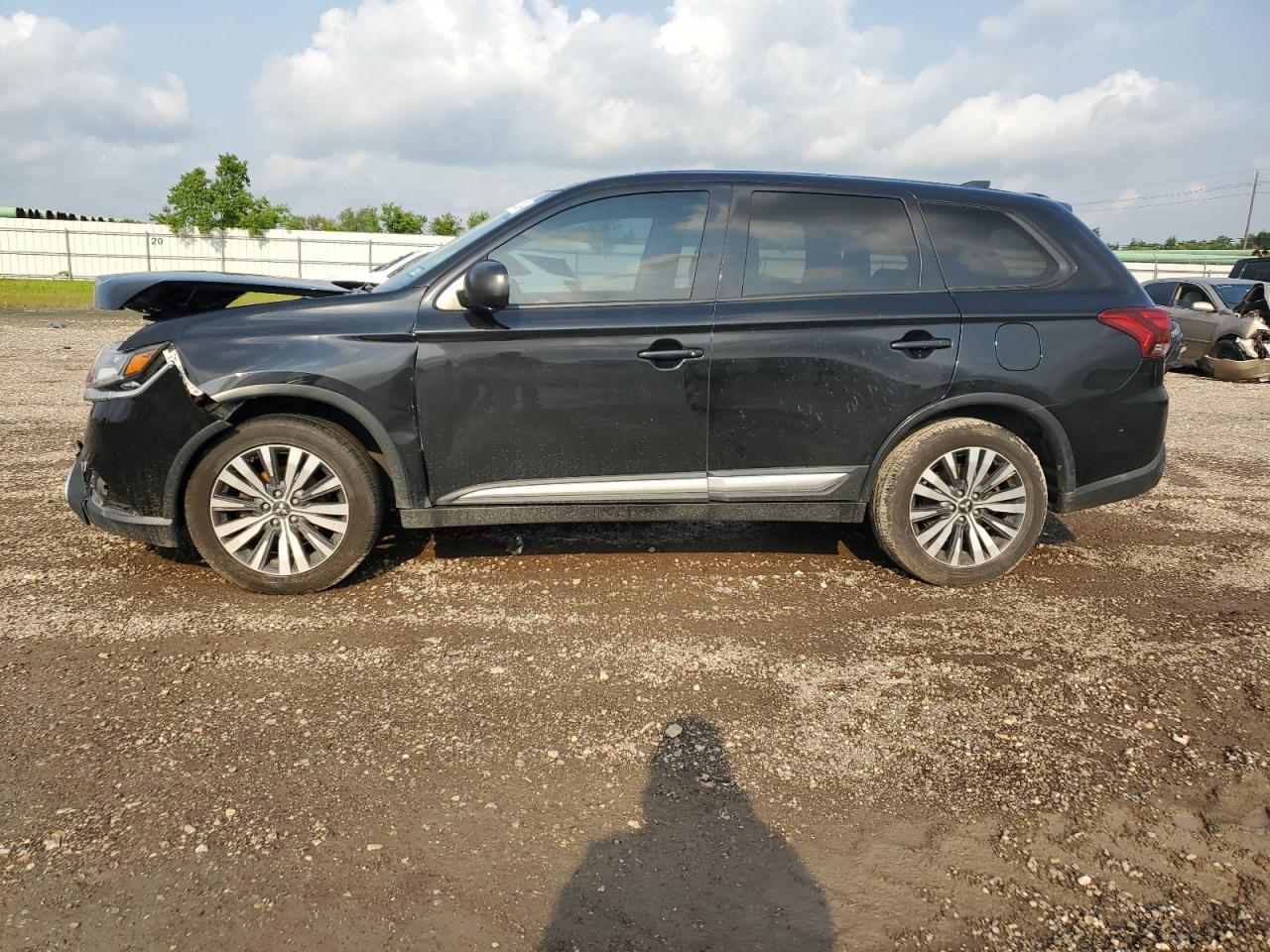 MITSUBISHI OUTLANDER 2019