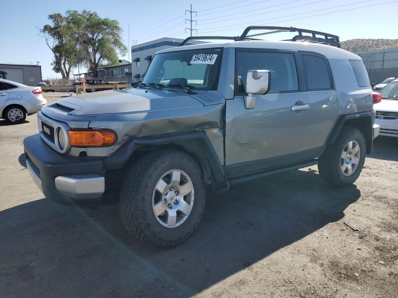 TOYOTA FJ CRUISER 2010