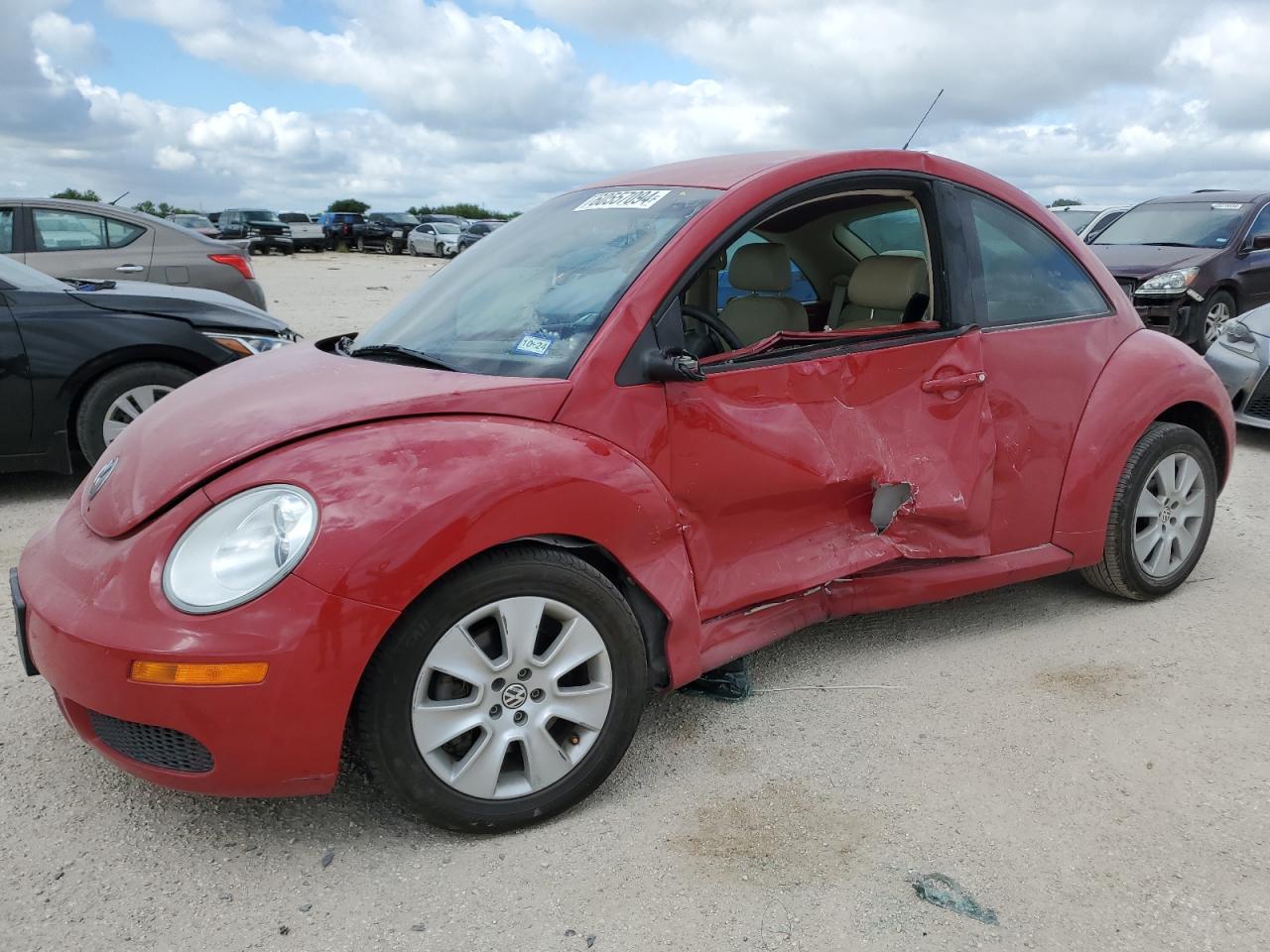 VOLKSWAGEN NEW BEETLE 2008