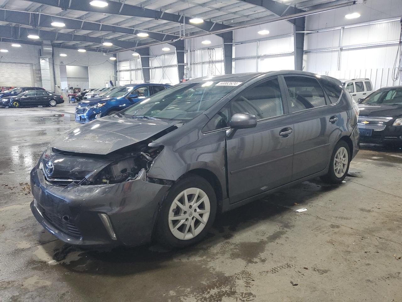 TOYOTA PRIUS V 2012