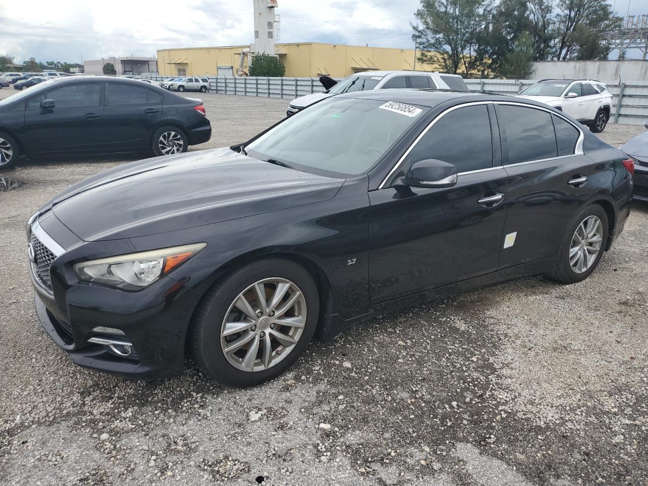 INFINITI Q50 BASE 2015