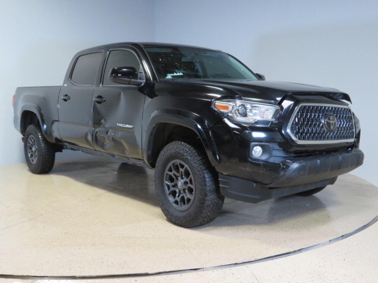 TOYOTA TACOMA 2017