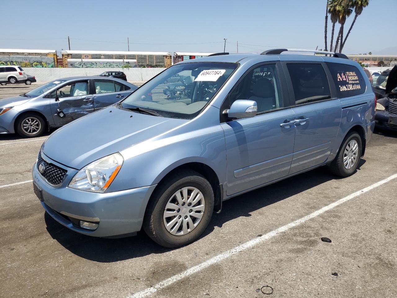 KIA SEDONA LX 2014
