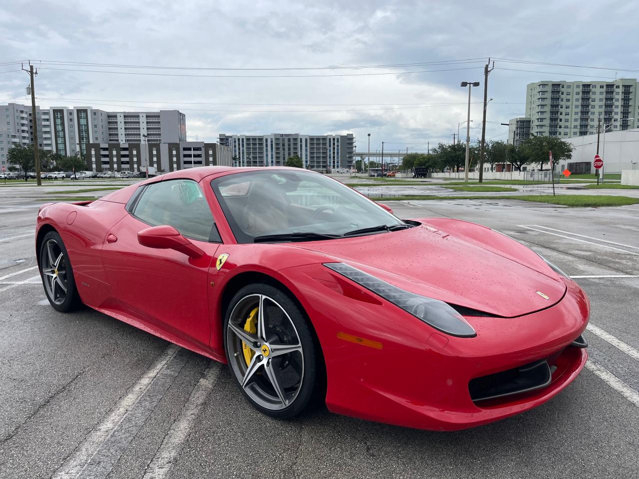 FERRARI 458 SPIDER 2015