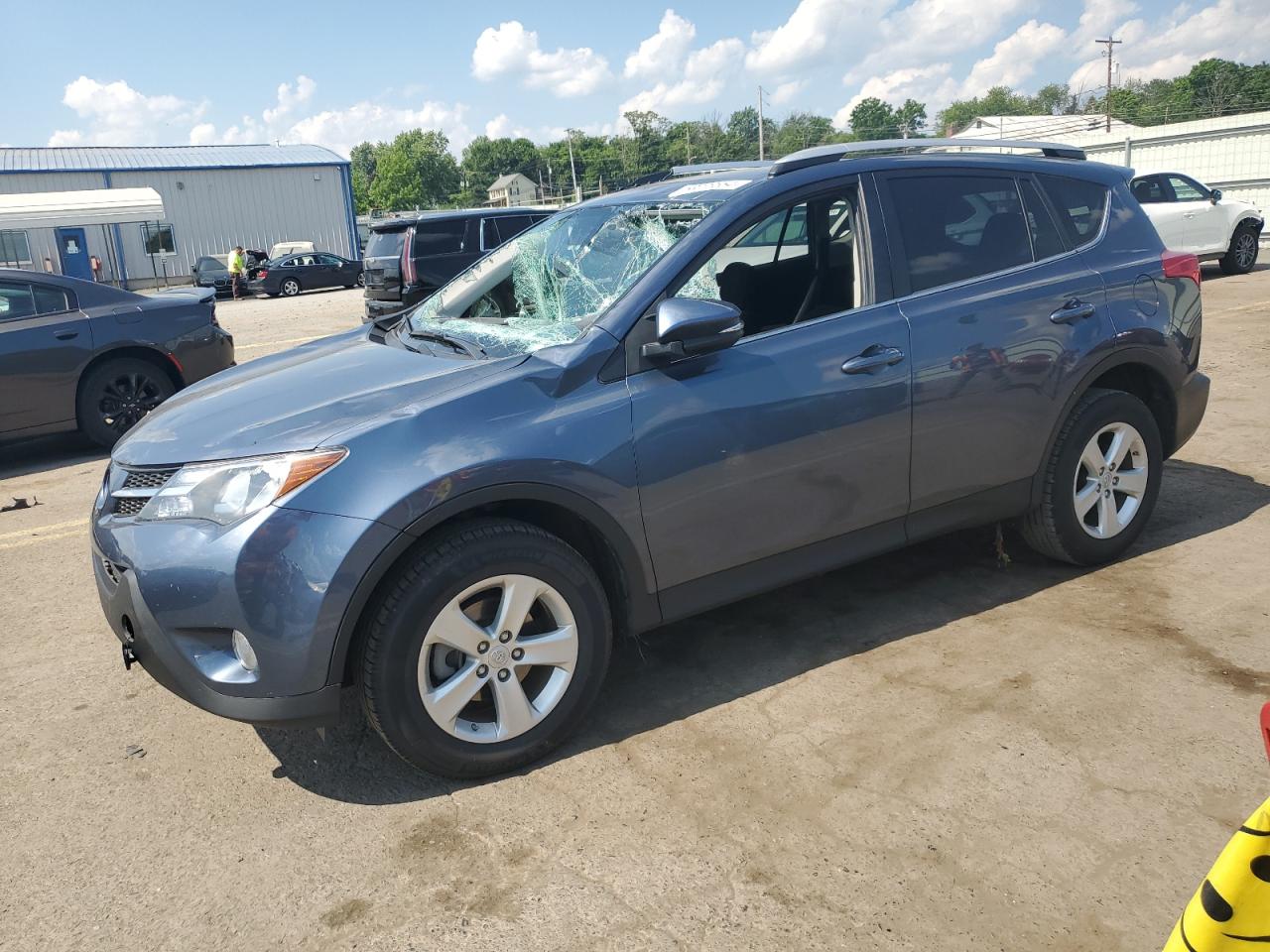 TOYOTA RAV4 XLE 2014
