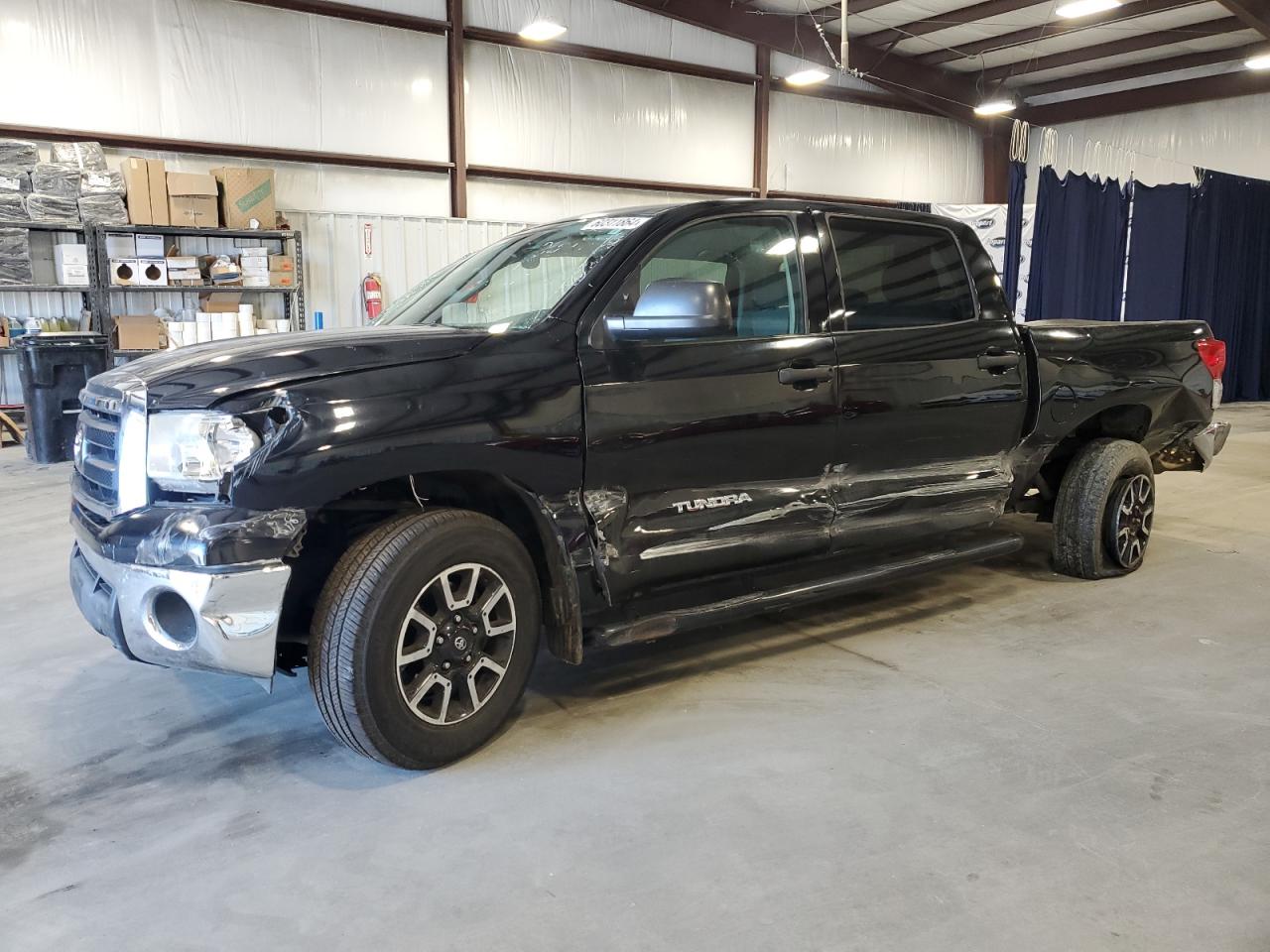 TOYOTA TUNDRA CRE 2011