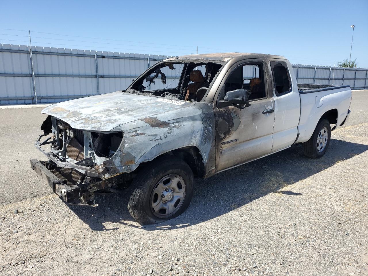 TOYOTA TACOMA ACC 2005