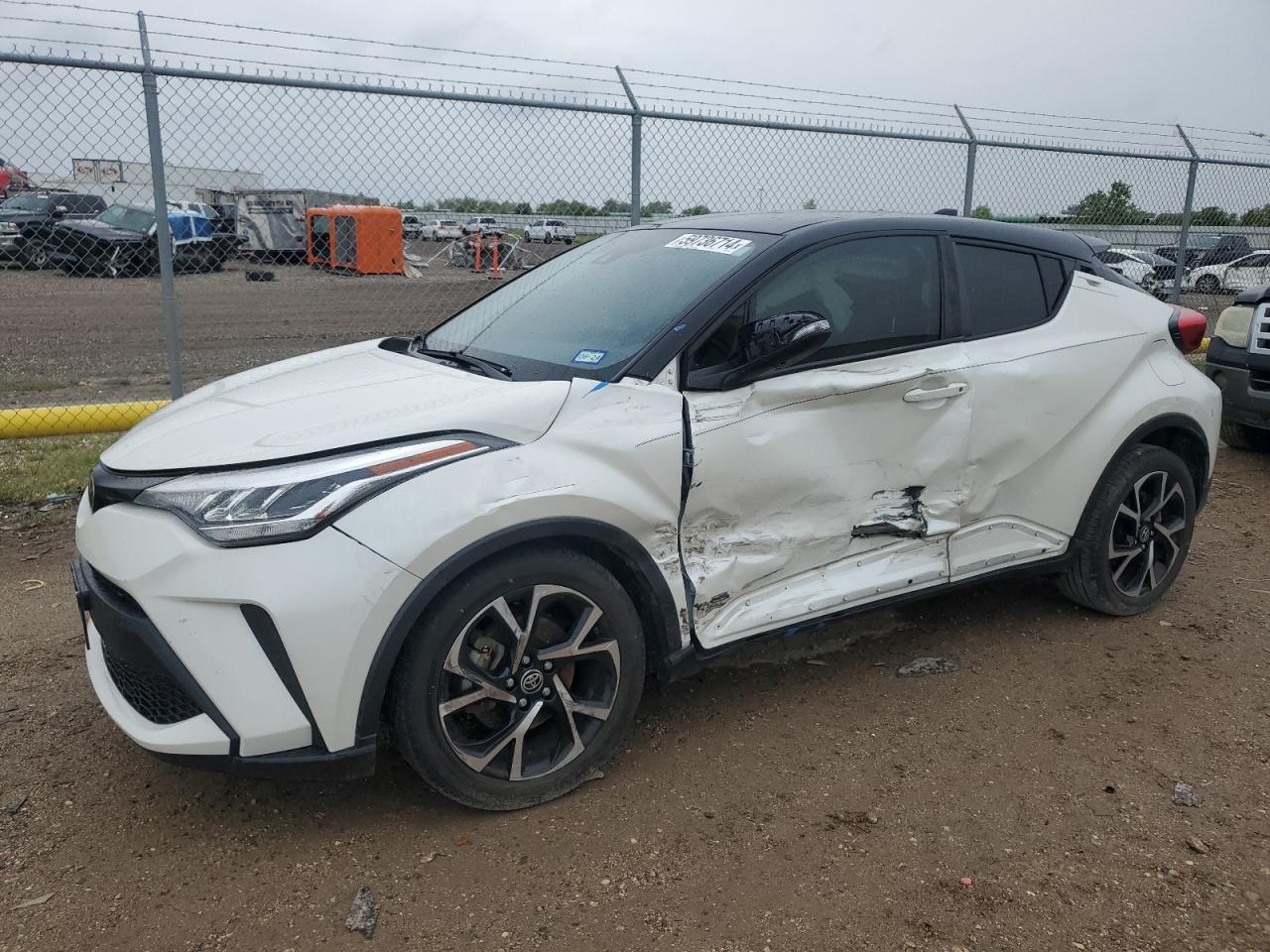 TOYOTA C-HR XLE 2020